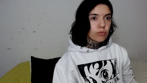 Snapshot of lannie_gonzales chatting on January 25, 1:54 am LANNIE   online show from January 25, 1:54 am