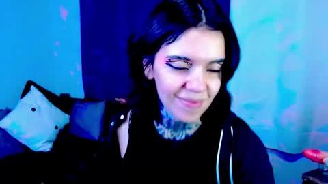 LANNIE   online show from February 1, 3:27 am