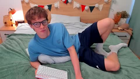 Fandi online show from November 16, 9:59 am