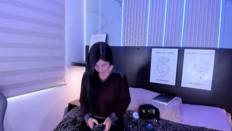 lara_as online show from March 17, 2:20 pm