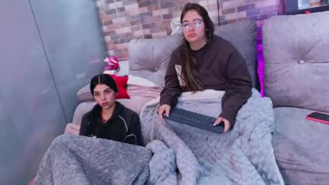 lara_as online show from July 14, 10:32 am