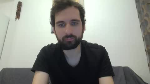 laraaan online show from December 2, 8:37 pm