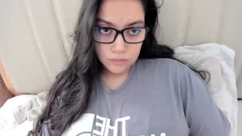 lara online show from February 27, 2:39 pm