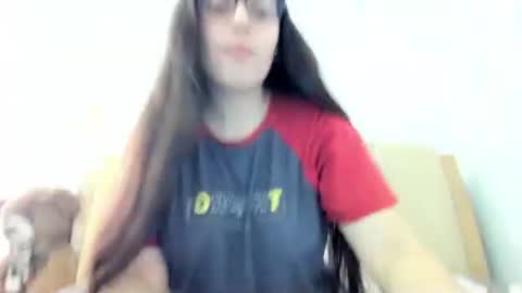 lara online show from March 24, 3:50 pm