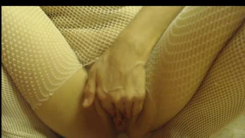 Snapshot of laralhotr chatting on January 2, 8:57 pm laralhotr online show from January 2, 8:57 pm