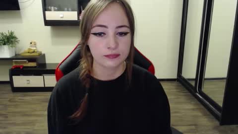 Snapshot of laralianna chatting on September 11, 3:50 am Laralianna online show from September 11, 3:50 am