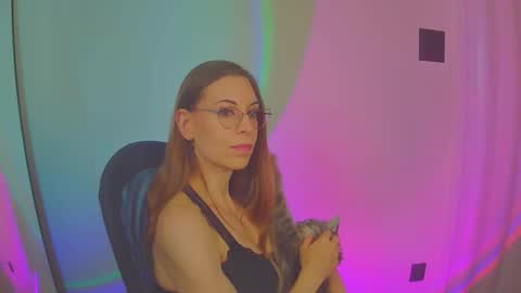 Snapshot of larawintersxxx chatting on October 12, 8:41 pm larawintersxxx online show from October 12, 8:41 pm