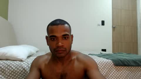 larenz_tate online show from May 25, 9:48 am