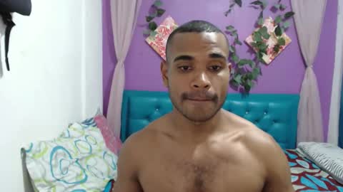 larenz_tate online show from May 27, 7:11 pm