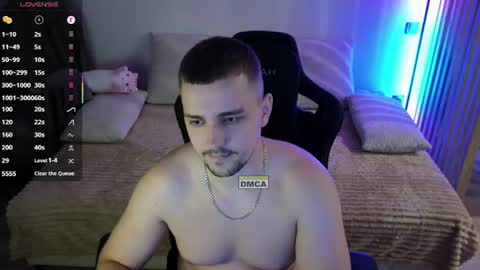 Snapshot of larstar01 chatting on July 16, 9:32 pm Lars online show from July 16, 9:32 pm