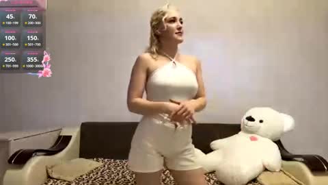 Betty online show from March 28, 3:33 pm