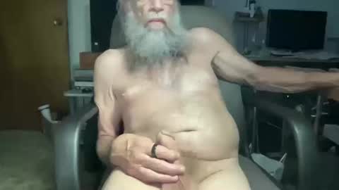 chris online show from October 10, 2:43 am