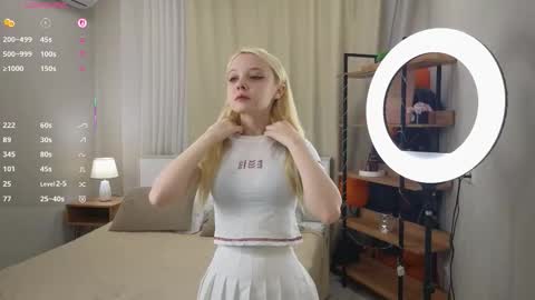 Emilia for my friends Amy online show from November 10, 1:15 am