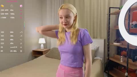 Emilia for my friends Amy online show from November 15, 1:14 am