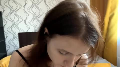 Snapshot of lashundaciviello chatting on May 24, 3:50 pm Mila online show from May 24, 3:50 pm