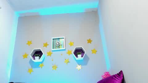 Snapshot of laskhmi_ chatting on December 18, 2:56 pm Tania online show from December 18, 2:56 pm