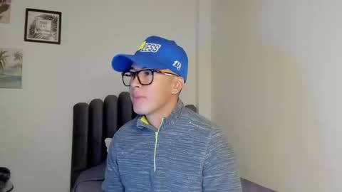 Snapshot of lass_nazar chatting on March 1, 2:15 am lass_nazar online show from March 1, 2:15 am