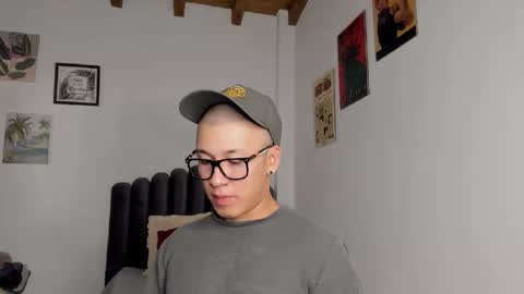 Snapshot of lass_nazar chatting on September 13, 1:16 am lass_nazar online show from September 13, 1:16 am