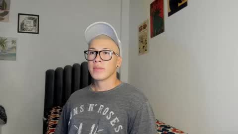 Snapshot of lass_nazar chatting on October 2, 1:23 am lass_nazar online show from October 2, 1:23 am