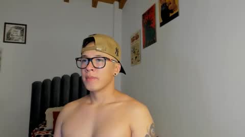 Snapshot of lass_nazar chatting on January 10, 2:24 am lass_nazar online show from January 10, 2:24 am