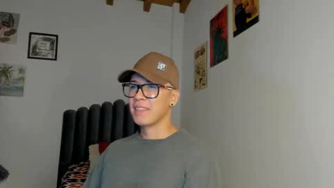 Snapshot of lass_nazar chatting on February 7, 2:15 am lass_nazar online show from February 7, 2:15 am