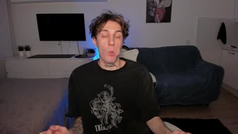 Snapshot of lastnight4you chatting on December 29, 2:06 am acie online show from December 29, 2:06 am