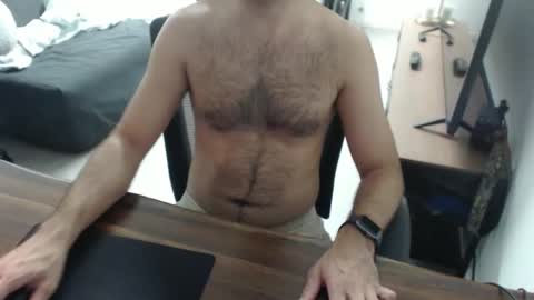 latexdave84 online show from May 23, 6:18 am
