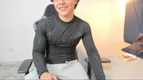 latin_beastx online show from May 19, 8:04 pm