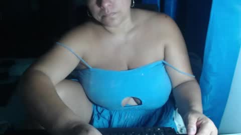 latin_big_boobs online show from February 15, 11:34 pm