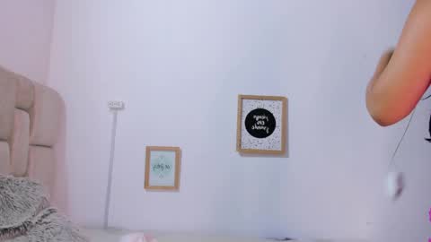 Snapshot of latin_couple20y chatting on April 14, 10:38 pm Johana y Santiago online show from April 14, 10:38 pm