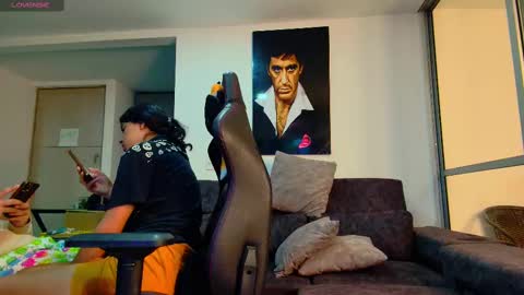 Snapshot of latin_couple77 chatting on March 7, 1:42 am Sara y Andy online show from March 7, 1:42 am