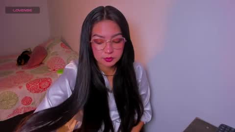 Gabby online show from April 9, 10:37 pm