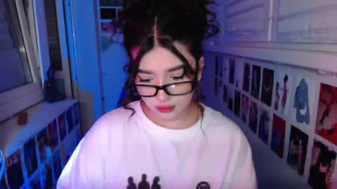 miiiiiiaaaa online show from February 2, 5:37 pm