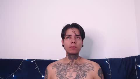 Snapshot of latinaleksa chatting on December 14, 1:38 pm Alex online show from December 14, 1:38 pm