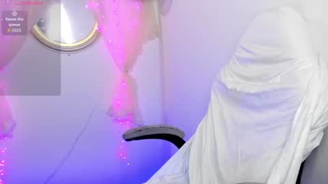 latinamav22 online show from August 3, 9:40 pm