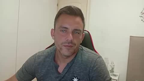 LatinBlueBoy online show from September 9, 8:30 pm