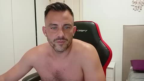 LatinBlueBoy online show from September 17, 9:38 pm