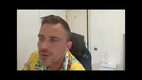 LatinBlueBoy online show from September 28, 10:31 am