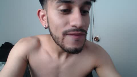 Snapshot of latinbunny7779 chatting on January 9, 6:36 pm camilo online show from January 9, 6:36 pm