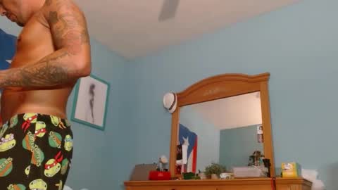 Snapshot of latinfyre chatting on October 7, 11:02 pm Chris online show from October 7, 11:02 pm