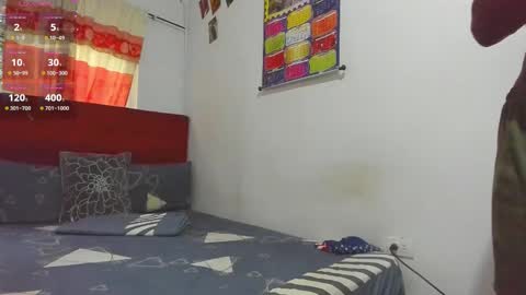 Snapshot of latinjacke chatting on March 25, 12:00 pm online show from March 25, 12:00 pm