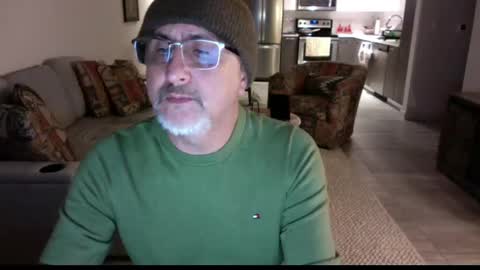 QS - INDEPENDENT MODEL online show from February 27, 2:10 am