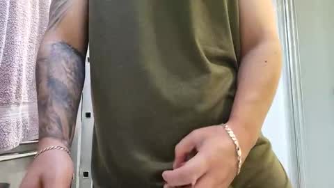 latino8484 online show from October 1, 6:19 am