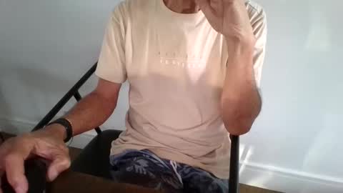 Snapshot of latinobra chatting on April 7, 10:26 am latinobra online show from April 7, 10:26 am
