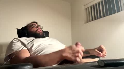 Snapshot of latinocock30 chatting on January 17, 4:49 am call me papi -- follow my twitter latinoc30 online show from January 17, 4:49 am