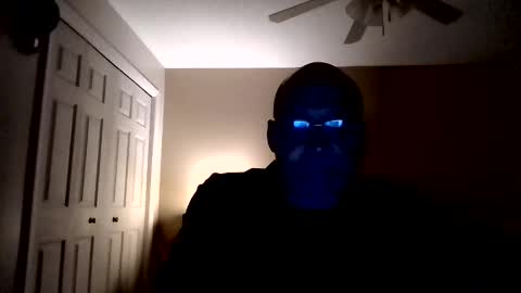 Snapshot of latinoinfla chatting on November 1, 2:24 am latinoinfla online show from November 1, 2:24 am