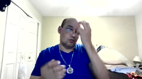 Snapshot of latinoinfla chatting on December 21, 10:06 pm latinoinfla online show from December 21, 10:06 pm