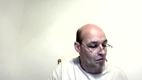 Snapshot of latinoinfla chatting on February 14, 2:41 am latinoinfla online show from February 14, 2:41 am