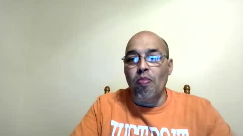 Snapshot of latinoinfla chatting on February 21, 12:55 am latinoinfla online show from February 21, 12:55 am