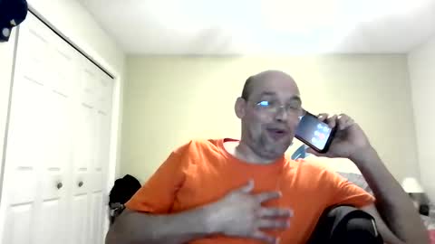 Snapshot of latinoinfla chatting on March 1, 9:17 pm latinoinfla online show from March 1, 9:17 pm